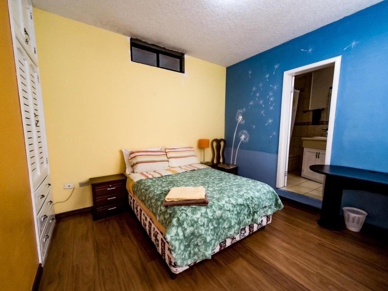 Mayra'S Apartments And Spanish School Banos  Ngoại thất bức ảnh